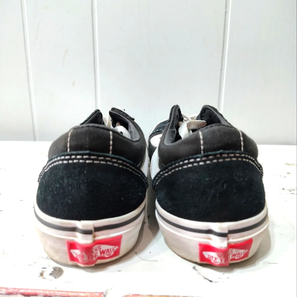 Vans Old Skool Black & White Leather Sneakers‎ Boys Size 3 Youth